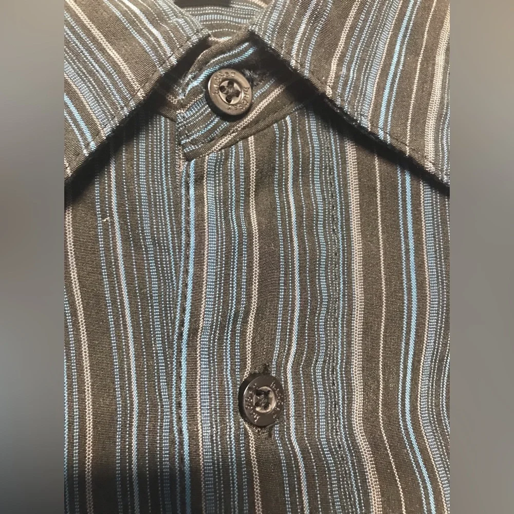 2 pcs MENS  HAGGAR & AXIST long-sleeved dress shirt used very good condition - Picture 4 of 14